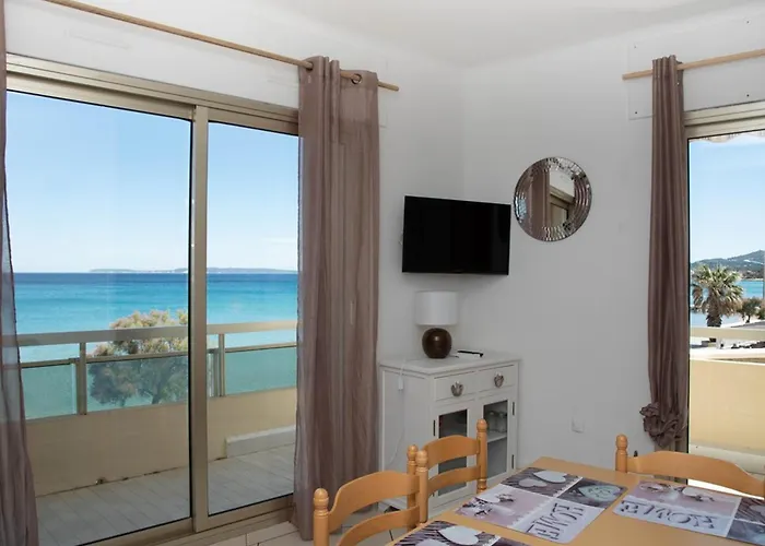 Lägenhet 4 Pers, Acces Plage, Clim, Parking - Fr-1-803-71 Le Lavandou